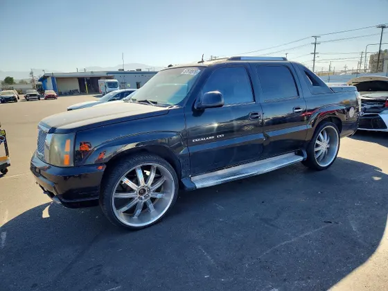 2004 Cadillac Escalade EXT ESCALADE