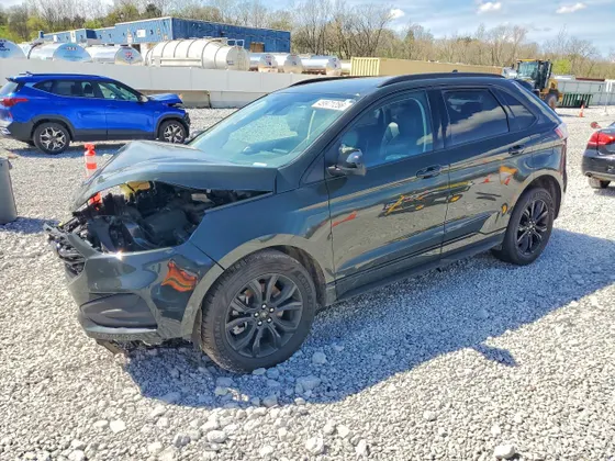 2023 Ford Edge SE