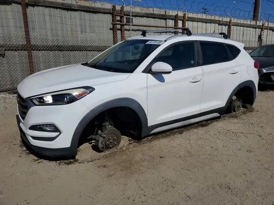 2017 Hyundai Tucson SE