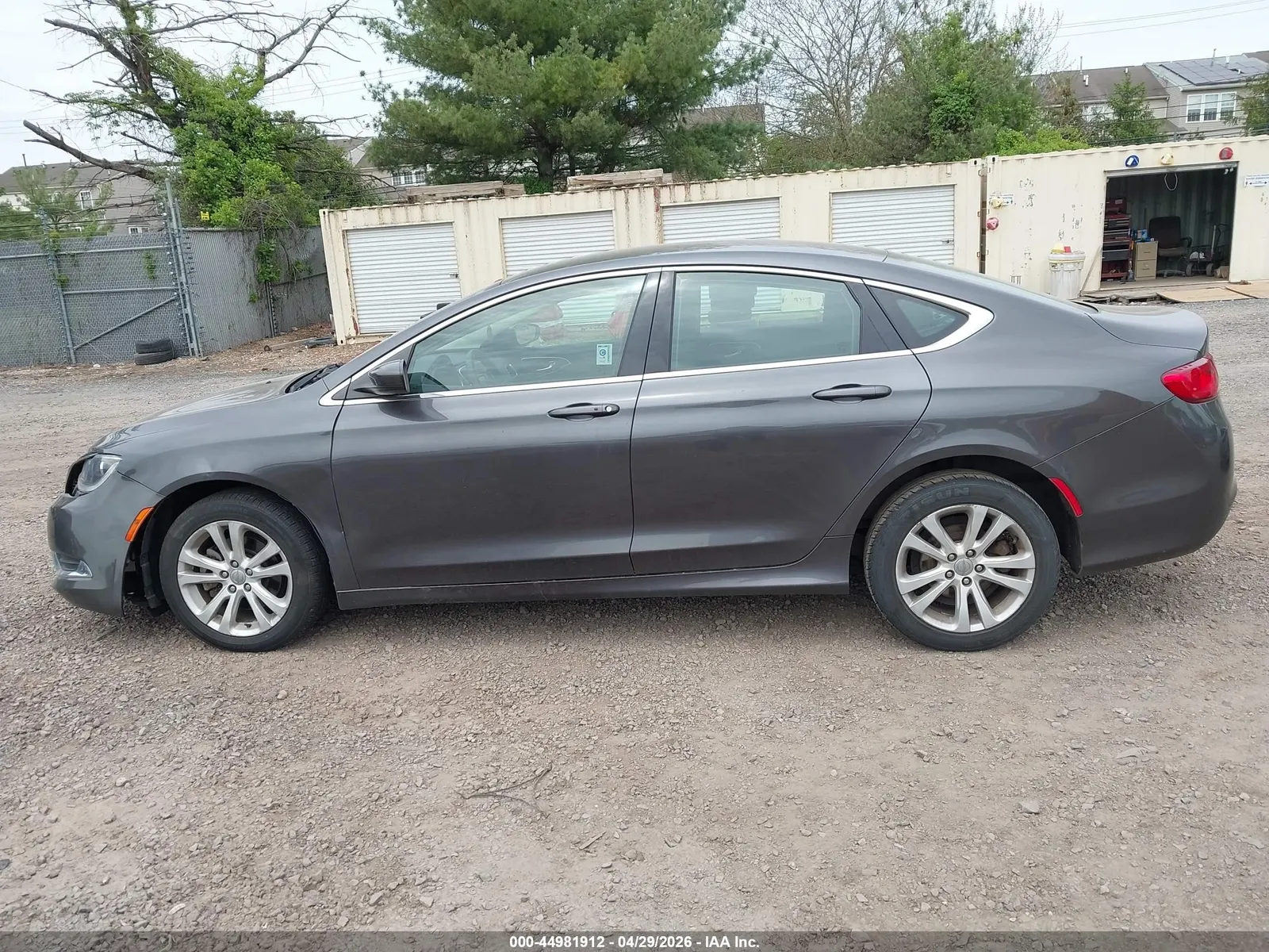 2016 Chrysler 200 Limited