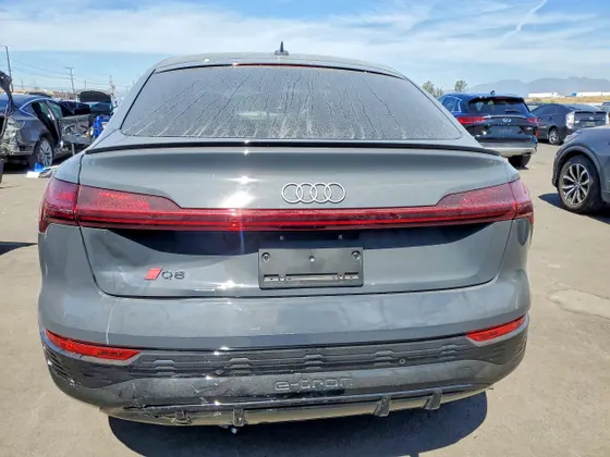 2024 Audi Q8 e-tron Sportback S line Premium Plus