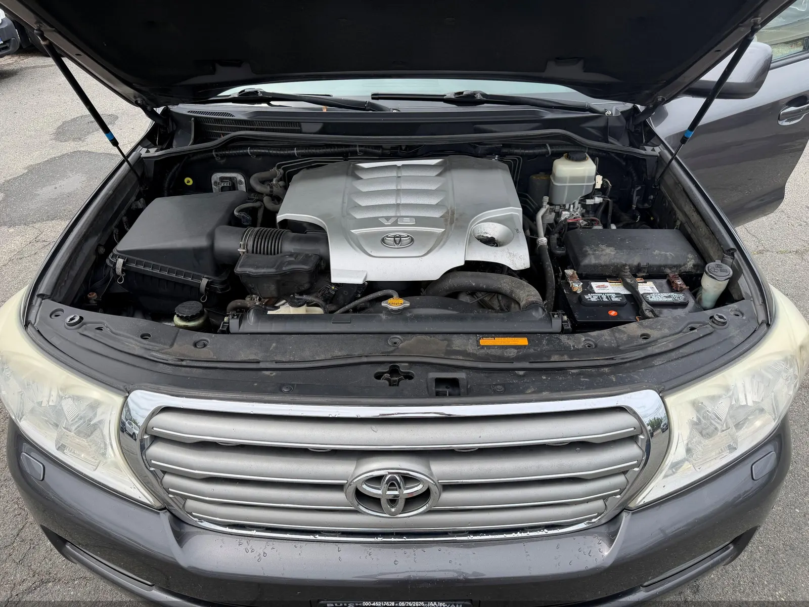 2011 Toyota Land Cruiser V8