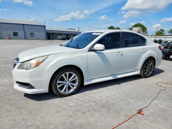 2014 Subaru Legacy 2.5i Premium