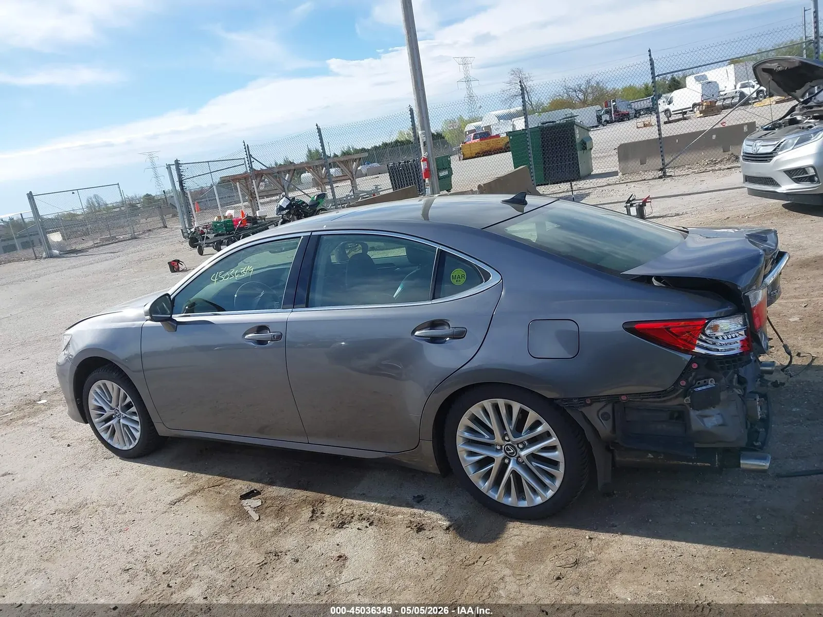 2013 Lexus ES 350 4dr Sdn
