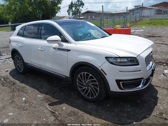 2019 Lincoln Nautilus Reserve