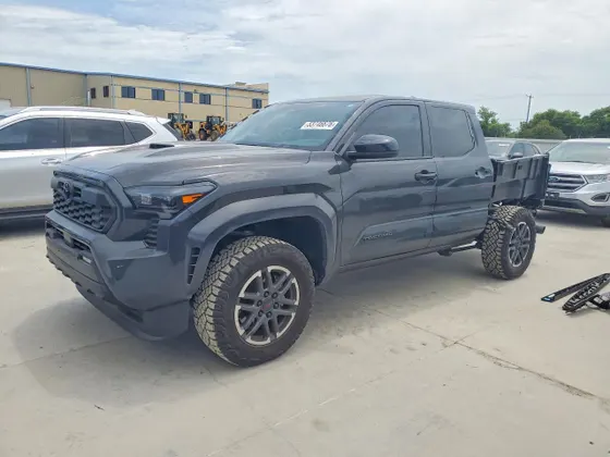 2026 Toyota Tacoma 4WD TRD Sport