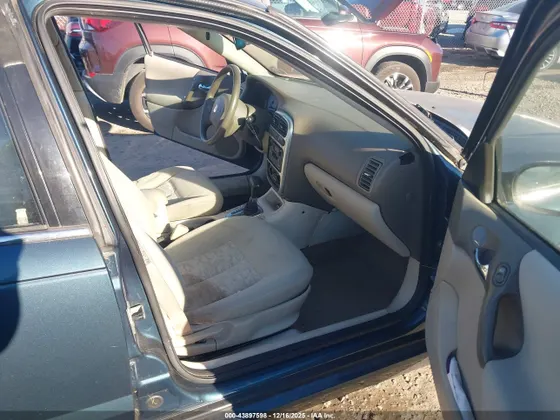 2004 Saturn L-Series L300 2