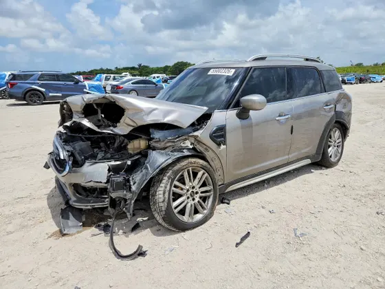 2020 MINI Countryman Cooper