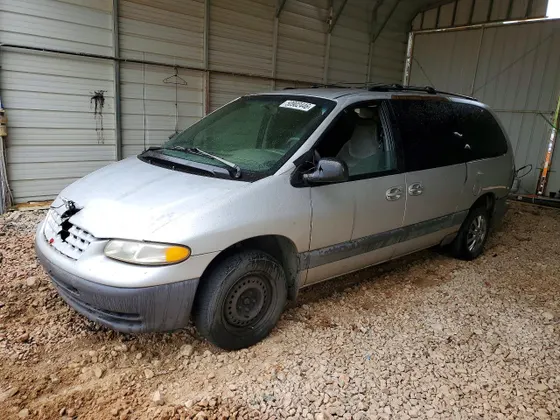 2000 Chrysler Voyager SE