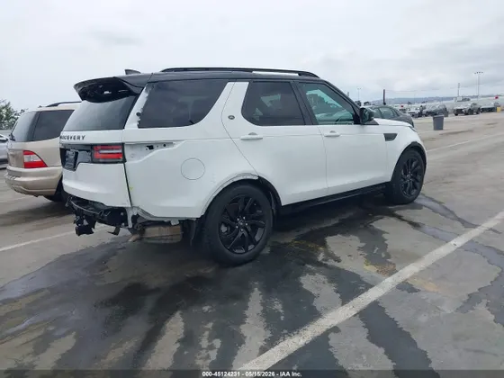 2020 Land Rover Discovery Landmark Edition