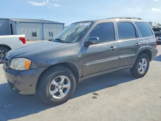 2005 Mazda Tribute i