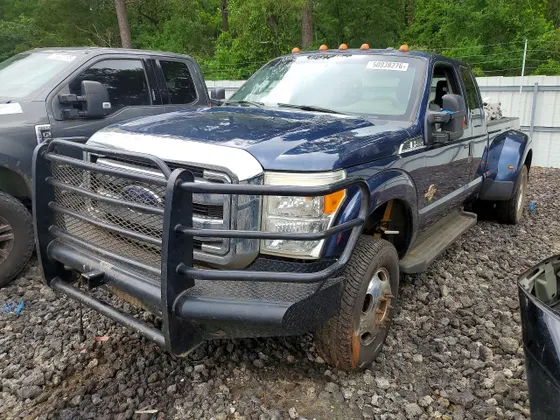 2013 Ford Super Duty F-350 DRW XL