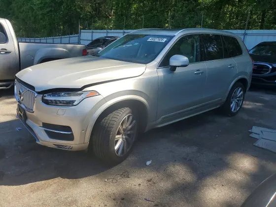 2016 Volvo XC90 T6 Inscription