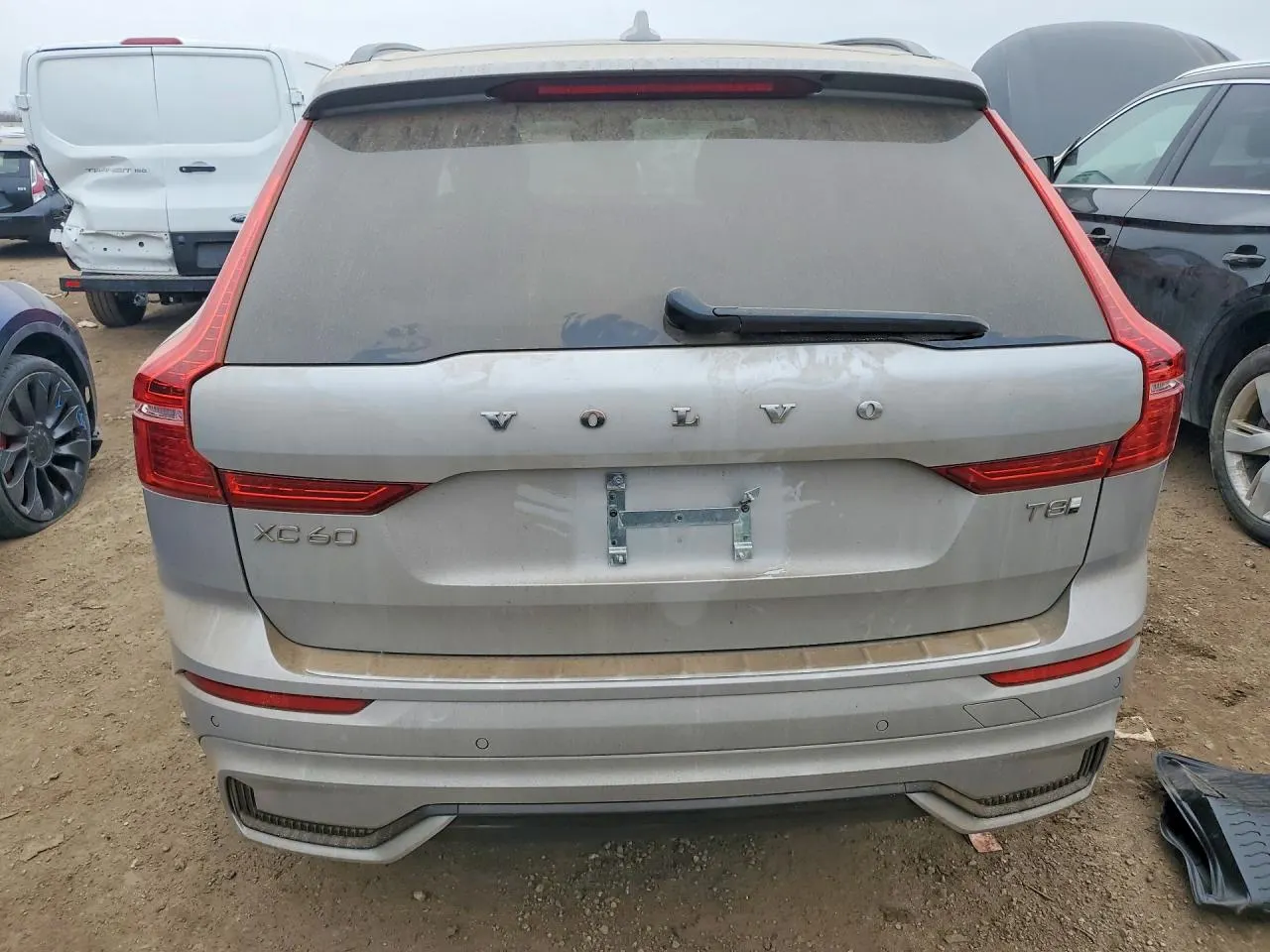 2025 Volvo XC60 Plug-In Hybrid Core