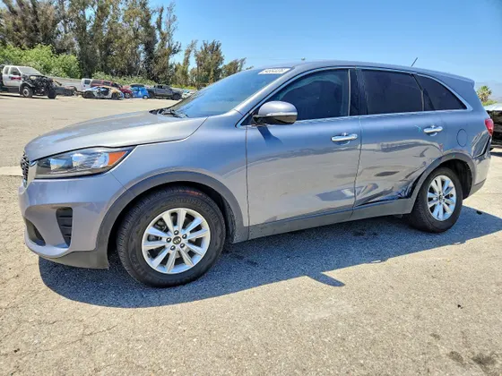 2020 Kia Sorento LX V6