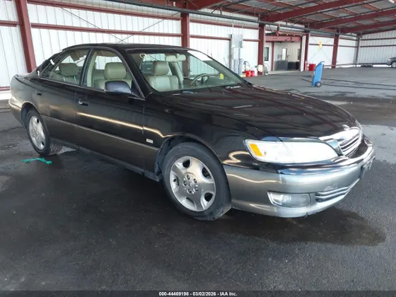 2000 Lexus ES 300 300