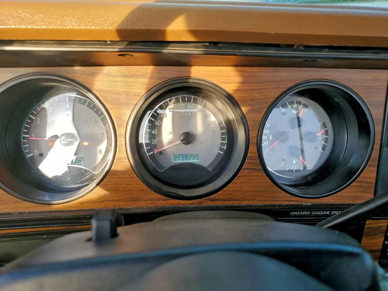 1992 Dodge D250 & W250 W200