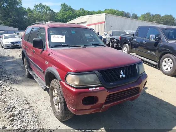 2003 Mitsubishi Montero Sport ES