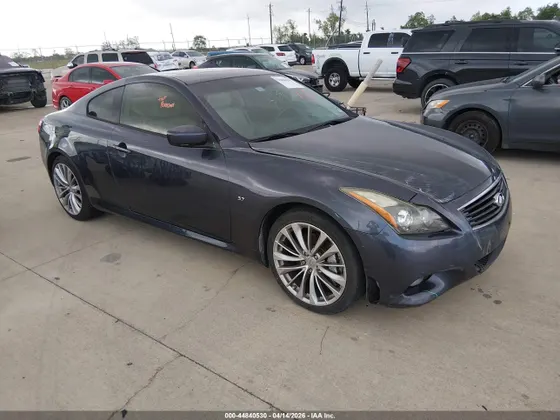 2014 INFINITI Q60 Coupe Journey