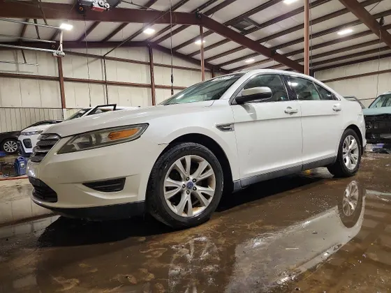 2011 Ford Taurus SEL