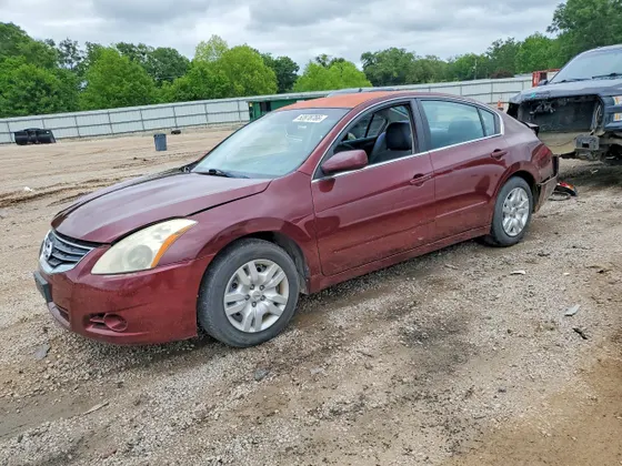 2010 Nissan Altima 2.5 S