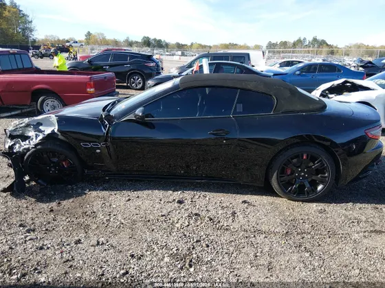 2016 Maserati GranTurismo Convertible Sport