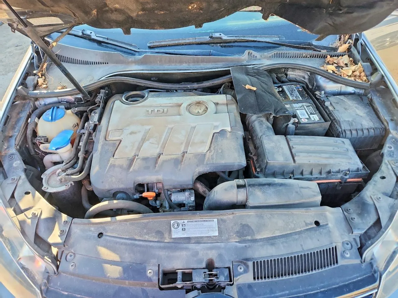 2013 Volkswagen Jetta SportWagen TDI w/Sunroof & Nav