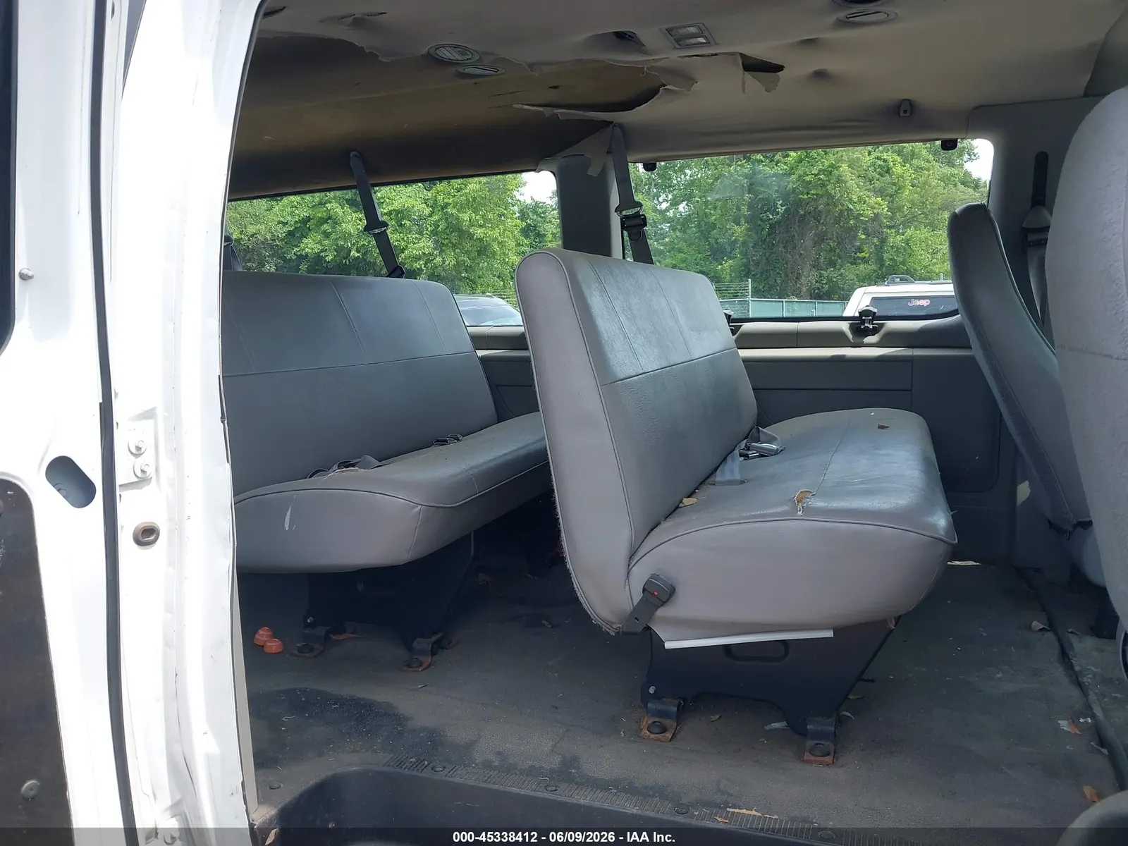 1997 Ford Club Wagon XL