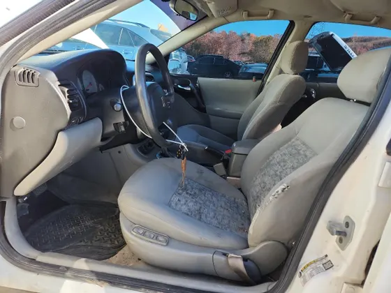 2004 Saturn L-Series L300 2