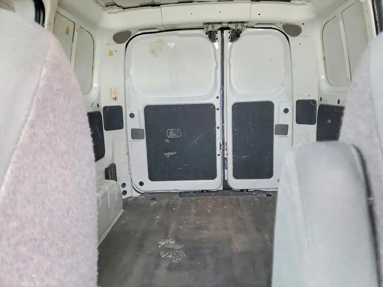 2015 Nissan NV200 S