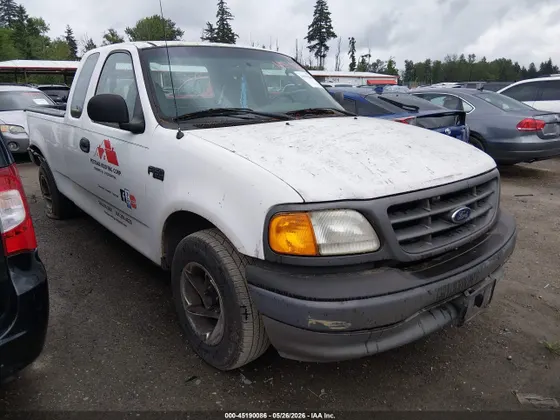 2004 Ford F-150 Heritage XL