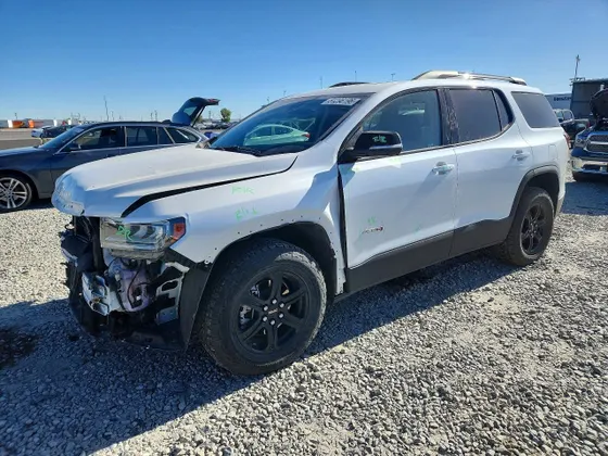 2022 GMC Acadia AT4