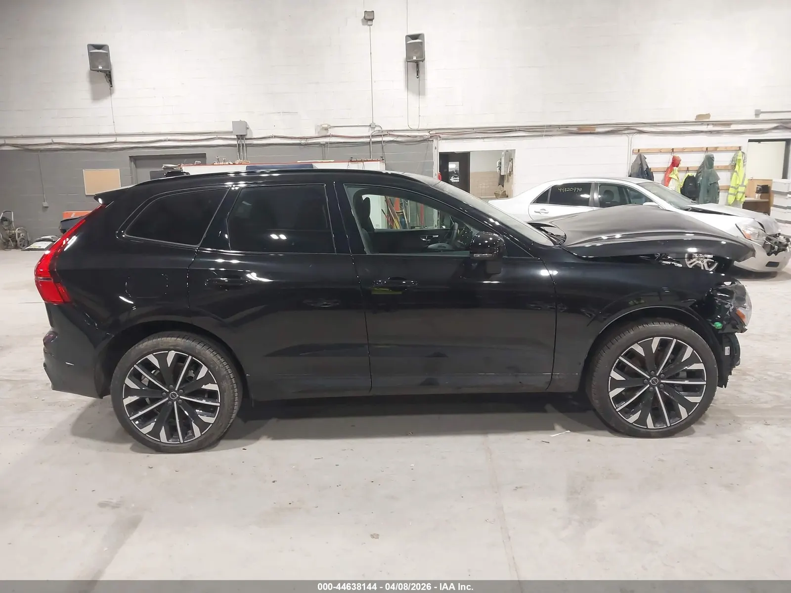 2026 Volvo XC60 Plug-In Hybrid Ultra