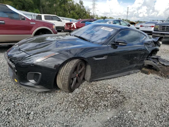 2018 Jaguar F-TYPE 400 SPORT