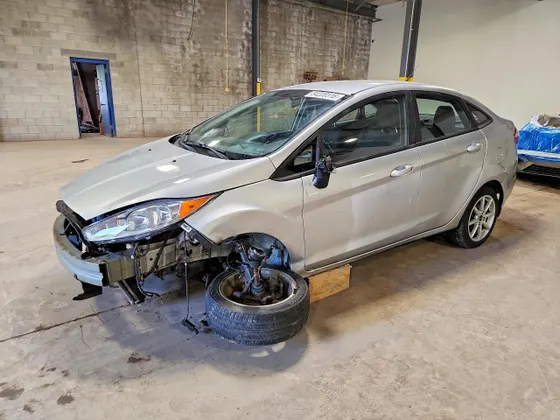 2016 Ford Fiesta SE