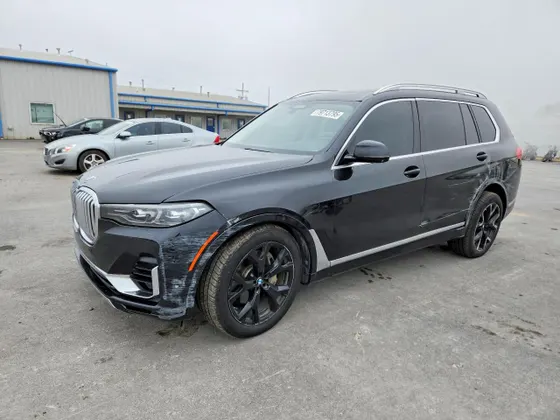 2019 BMW X7 xDrive50i