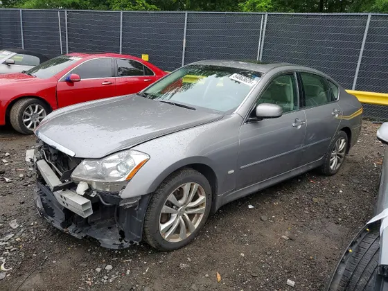 2010 INFINITI M35