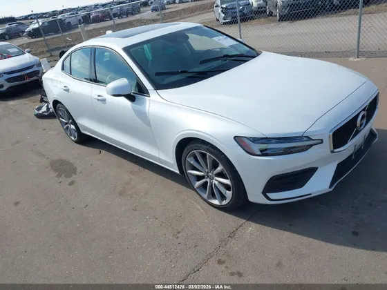 2019 Volvo S60 Momentum