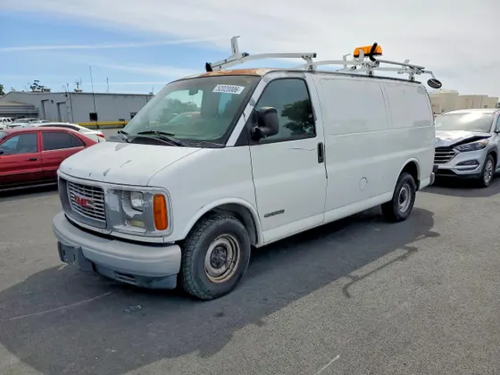 2002 GMC Savana Cargo Van SAVANA