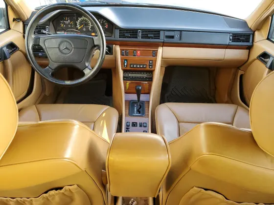1992 Mercedes-Benz 300 Series 300E