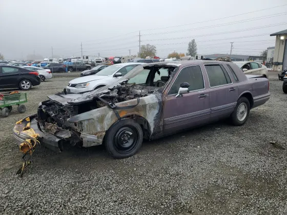 1994 Lincoln Town Car Executive
