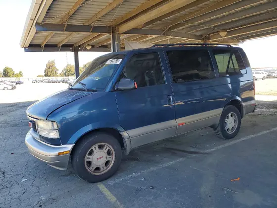 2005 GMC Safari Passenger SAFARI
