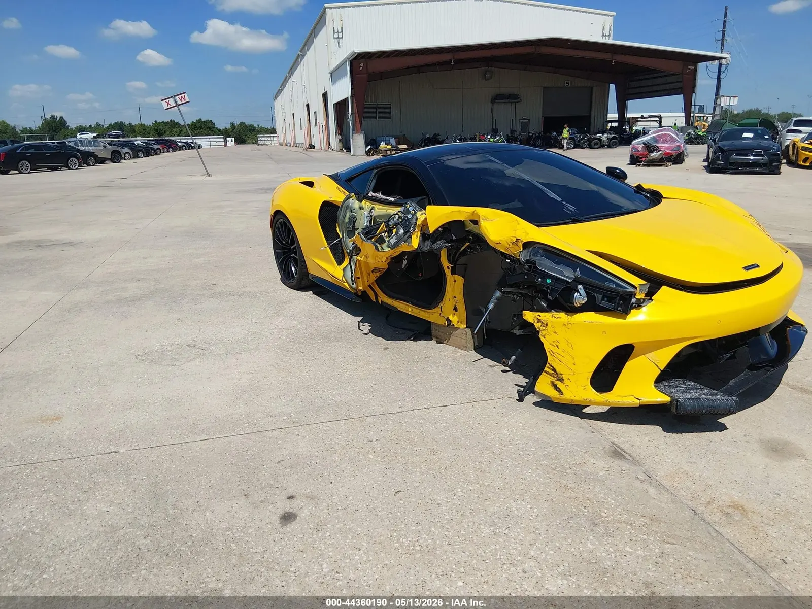 2021 McLaren GT COUPE