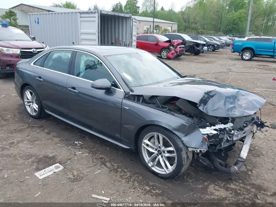 2022 Audi A4 Sedan S line Premium Plus