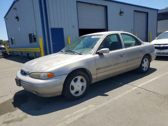1996 Ford Contour GL