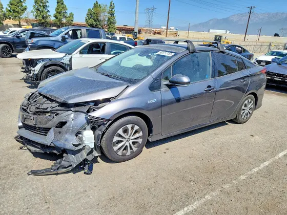 2022 Toyota Prius Prime XLE