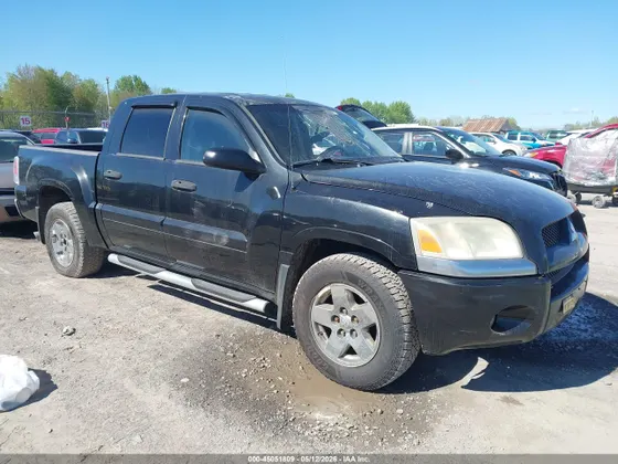 2007 Mitsubishi Raider LS