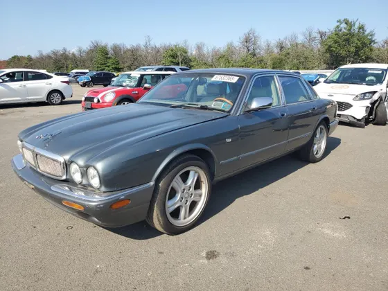 1999 Jaguar XJ XJ8