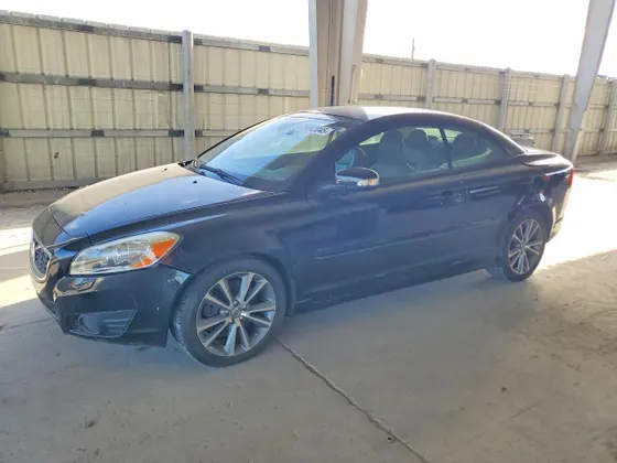 2013 Volvo C70 T5
