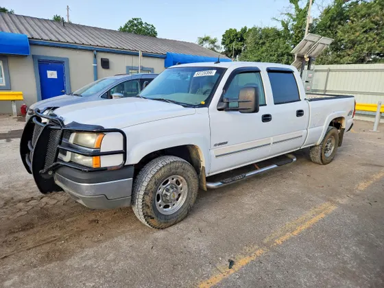 2004 Chevrolet Silverado 2500 Crew Cab LT